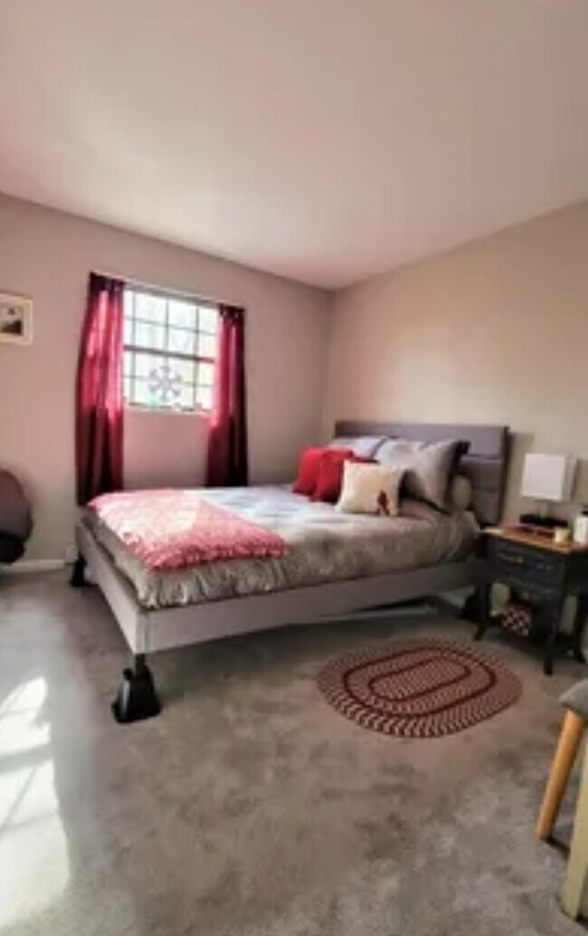 Building Photo - 1014 Hickory Run Rd