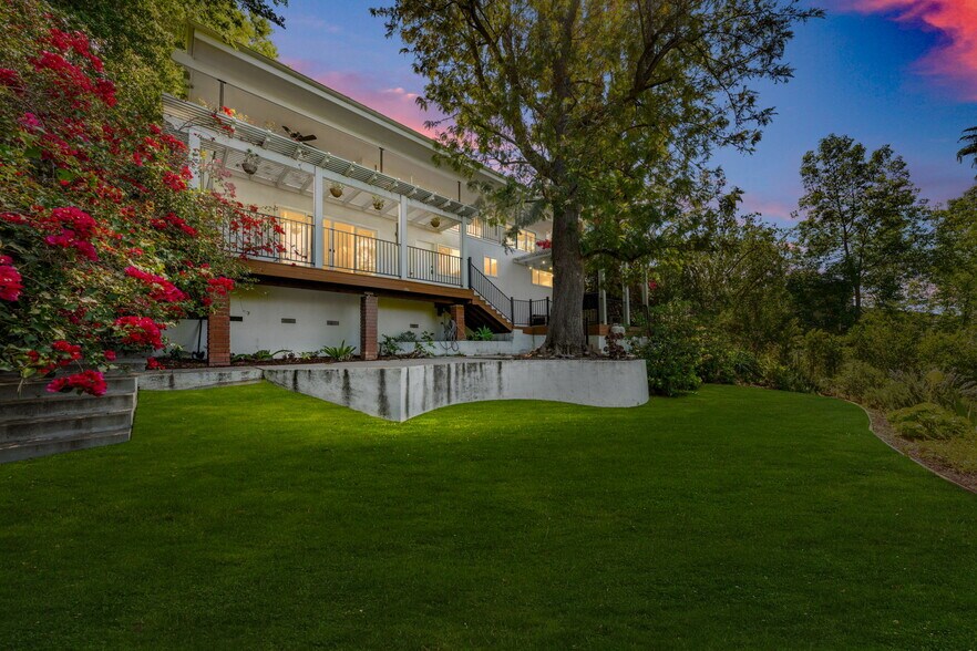Building Photo - 4781 Galendo St