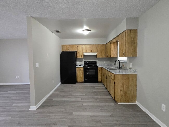 Building Photo - 3/1.5 - Keystone Heights