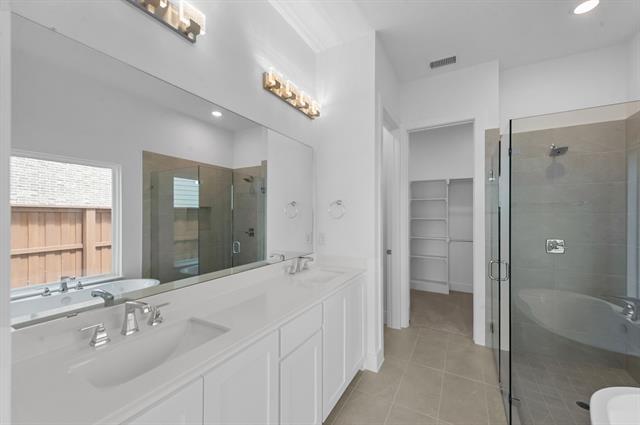 Building Photo - 3541 Wardie Pl