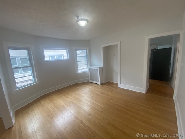 Building Photo - 109 Evergreen Ave