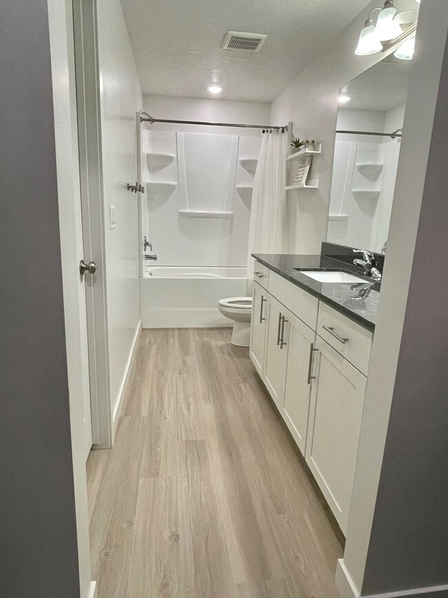 Building Photo - 14962 S Soft Whisper Wy