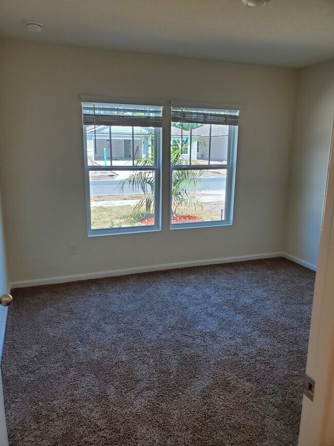 Building Photo - Welcome to this beautiful 3-bedroom, 2-bat...