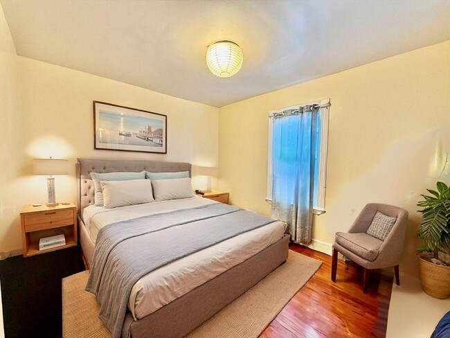 Building Photo - 202 Fayette St