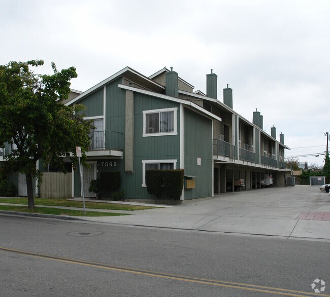 Building Photo - 7892 Holt Ave.