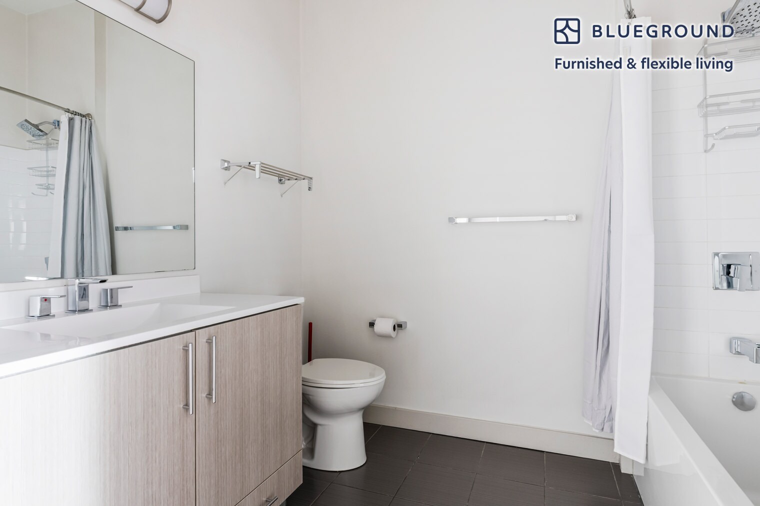 Building Photo - 320 D St