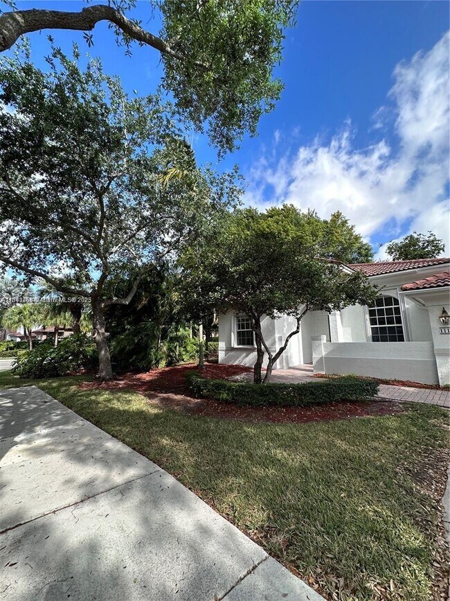 Building Photo - 11123 NW 71st Terrace