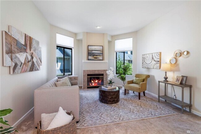 Building Photo - Charming 2 Bed 2 Bath Condo in Sought After Redmond
