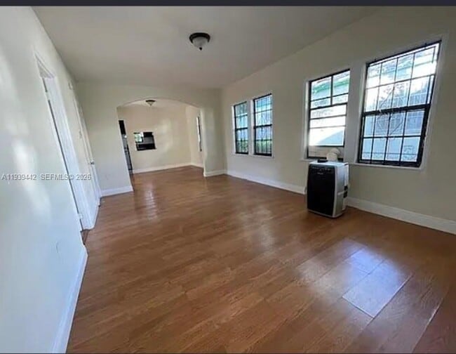 Building Photo - 342 NW 43rd St