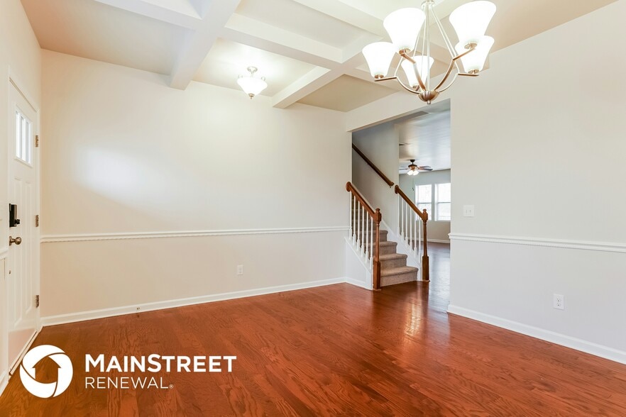 Building Photo - 59 Beacon Way