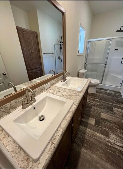 Building Photo - 25509 32nd Ave E