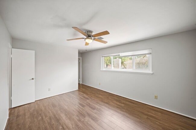 Primary Photo - 10814 Sugar Hill Dr