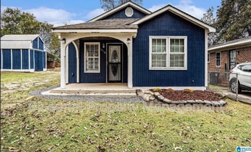 Building Photo - 1726 1st Pl S