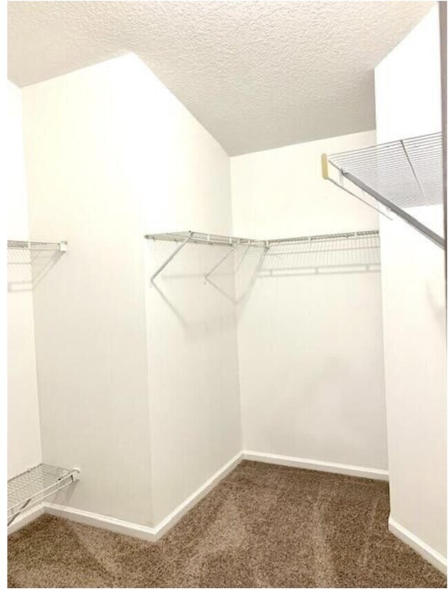 Building Photo - 12612 69th St N