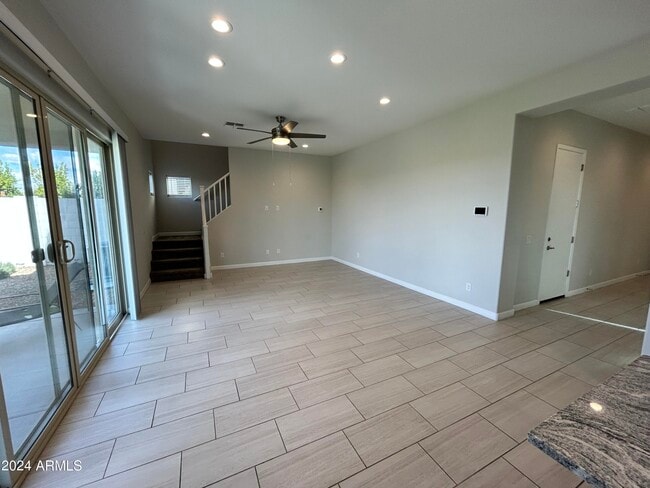 Building Photo - 18512 N 65th Pl