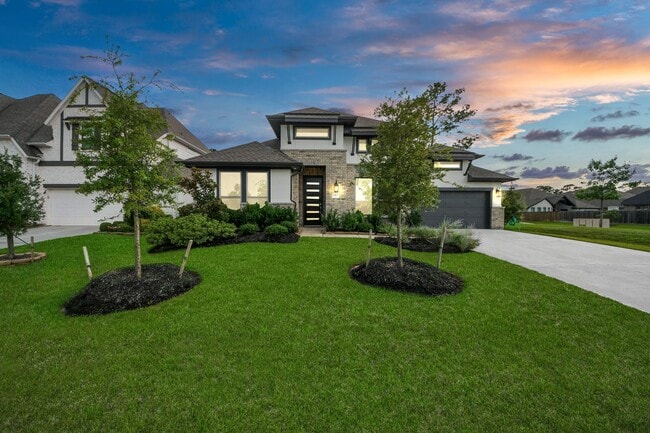 Building Photo - 14807 Providence Manor Way