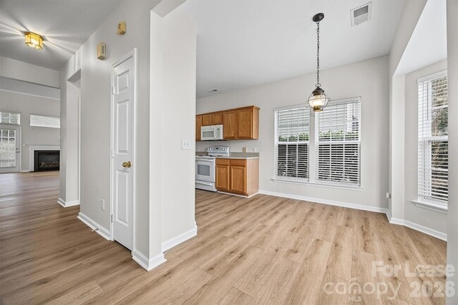 Building Photo - 616 Bayou Cir