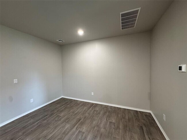 Building Photo - 14237 Babbling Brook Dr