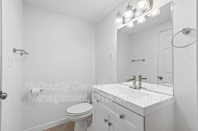 Building Photo - 5579 S Delaware St