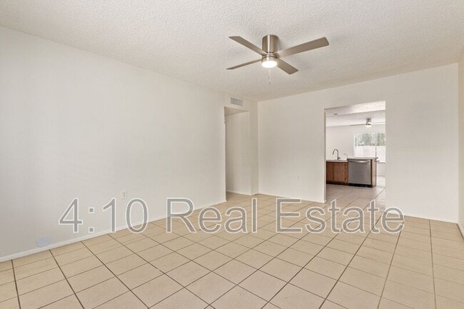 Building Photo - 3648 W Tulsa St