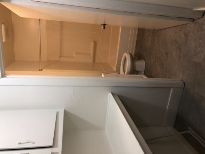 Building Photo - 78 Preston St