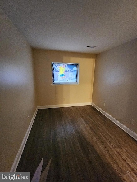 Building Photo - 8030-8000 Ditman St