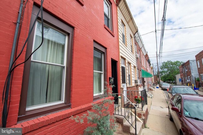 Building Photo - 1622 S Bancroft St