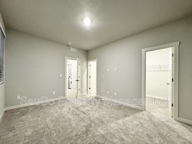 Building Photo - 7181 SE Benedict St