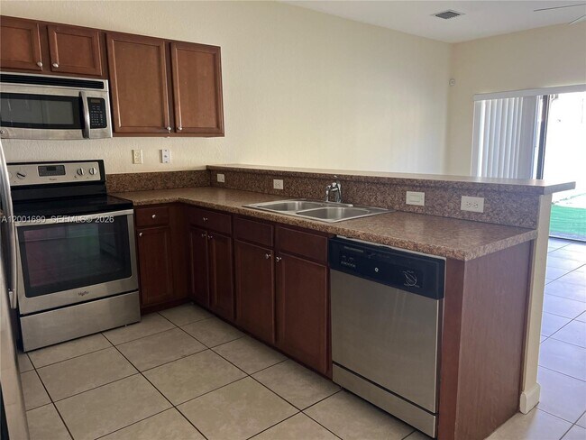 Building Photo - 8913 W 35th Way
