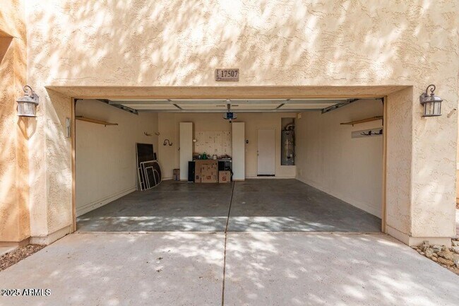 Building Photo - 17507 N Costa Brava Ave
