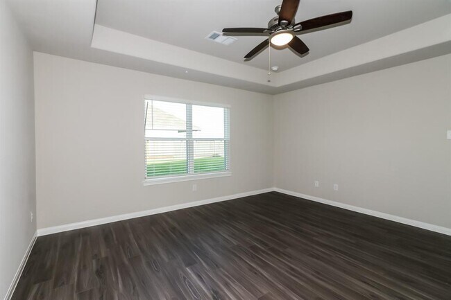 Building Photo - 5107 Hector Gustavo Dr