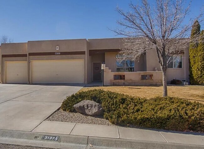 Building Photo - WONDERFUL HOUSE FOR RENT
