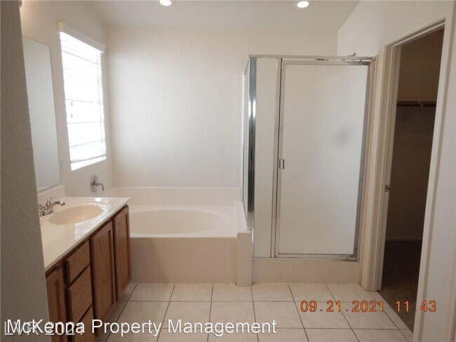Building Photo - 3 br, 2.5 bath House - 6344 Sun Briar Ct