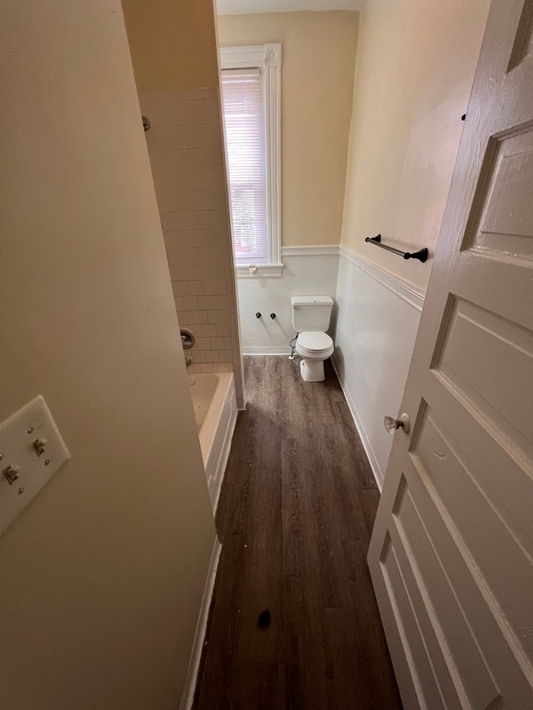 Building Photo - 200 Minor St