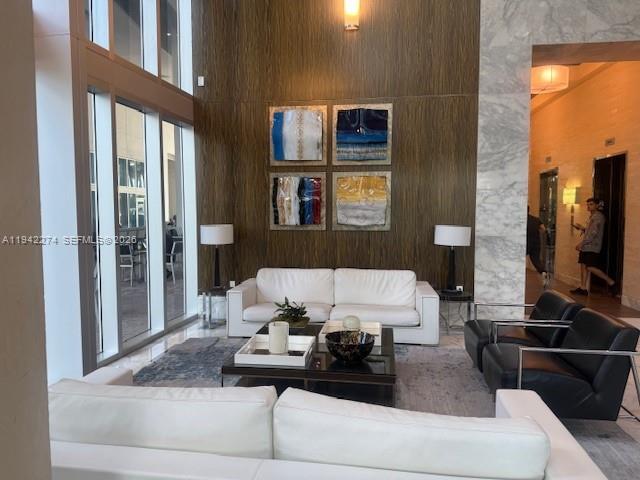 Building Photo - 185 SW 7th St