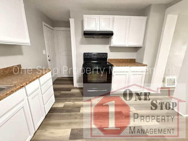 Building Photo - Beautiful 4 Bedroom 3 Bathroom Home in Kan...