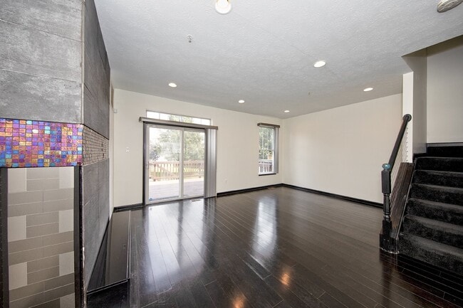 Building Photo - Modern Comfort Meets Everyday Convenience in this Stunning Forest Hill Townhome with 3 Beds & 3.5...