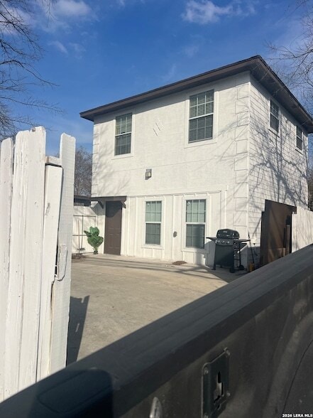 Building Photo - 1750 W Craig Pl