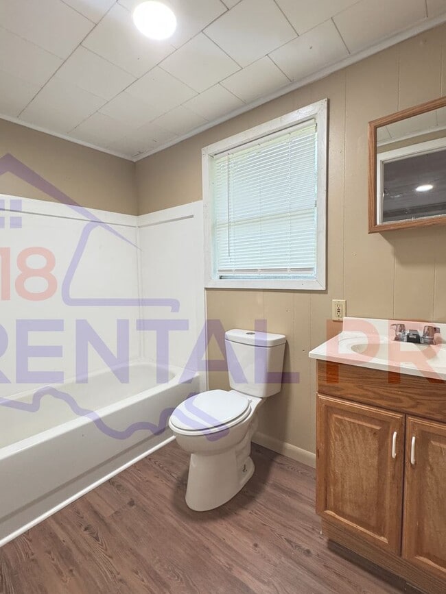 Building Photo - 3 Bed, 2 Bath Home in Ruston