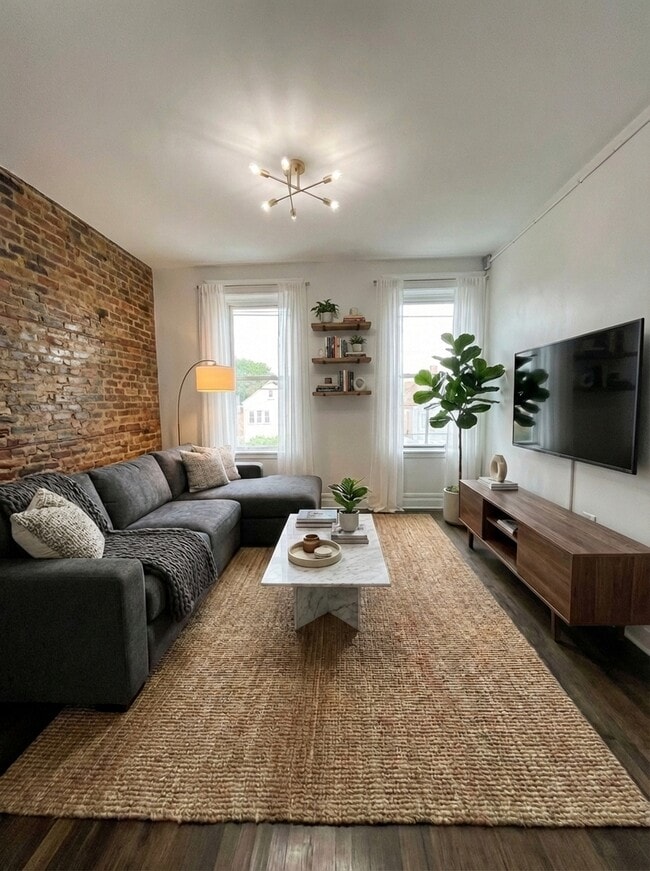 Building Photo - 2512 S Trumbull Ave