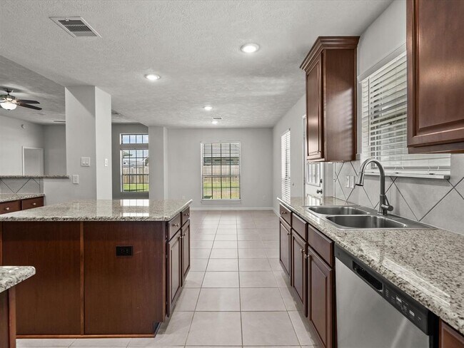 Building Photo - 3320 Pedregal Rd
