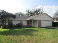Building Photo - 401 Lumpkin
