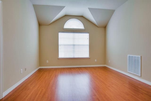 Building Photo - 3008 Chippenham Dr