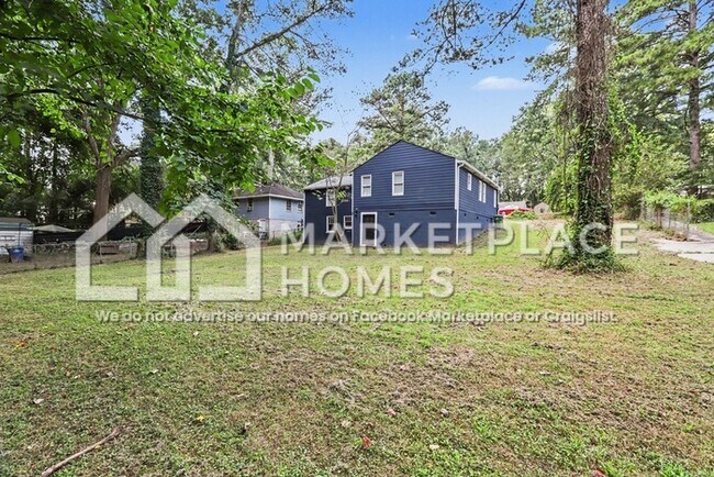 Building Photo - 2954 Hapeville Rd SW