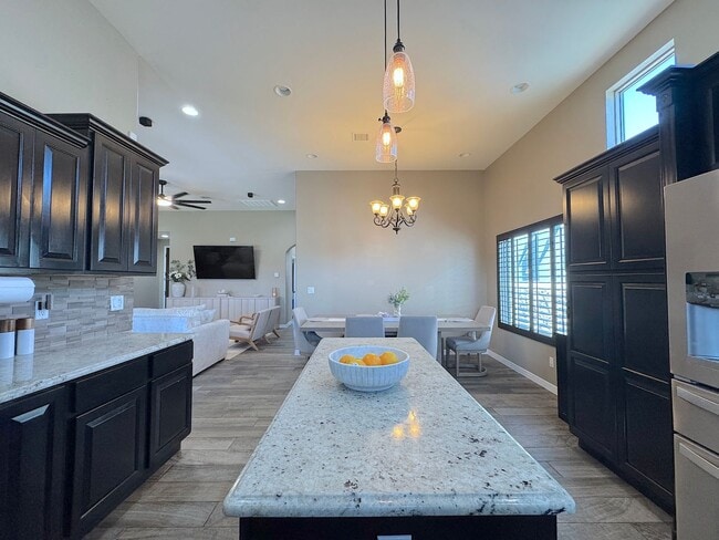 Building Photo - East El Paso 4bed/2bath Refrig A/C with Gorgeous Backyard!