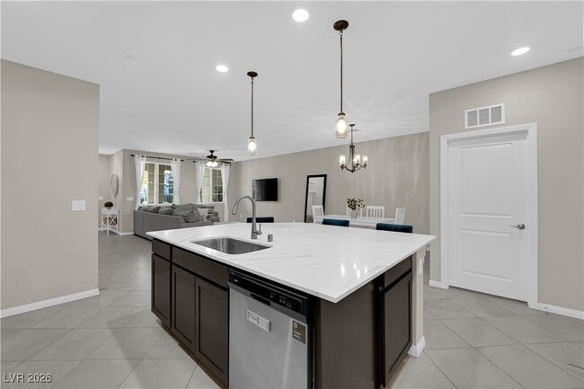 Building Photo - 2606 Ercolano St