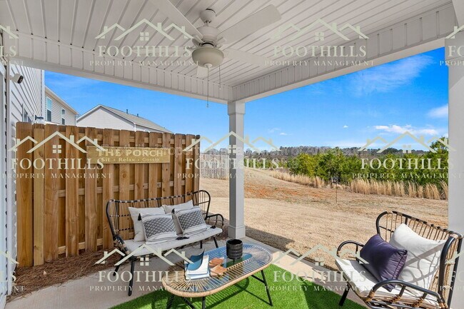 Building Photo - 145 Adger Rd