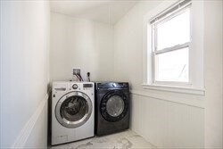 Building Photo - 20 Benner Ave