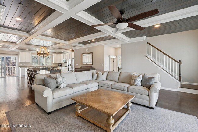 Building Photo - 13 Halfmoon Ct