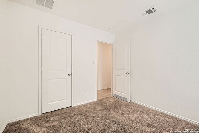 Building Photo - 5196 Fowler Crst